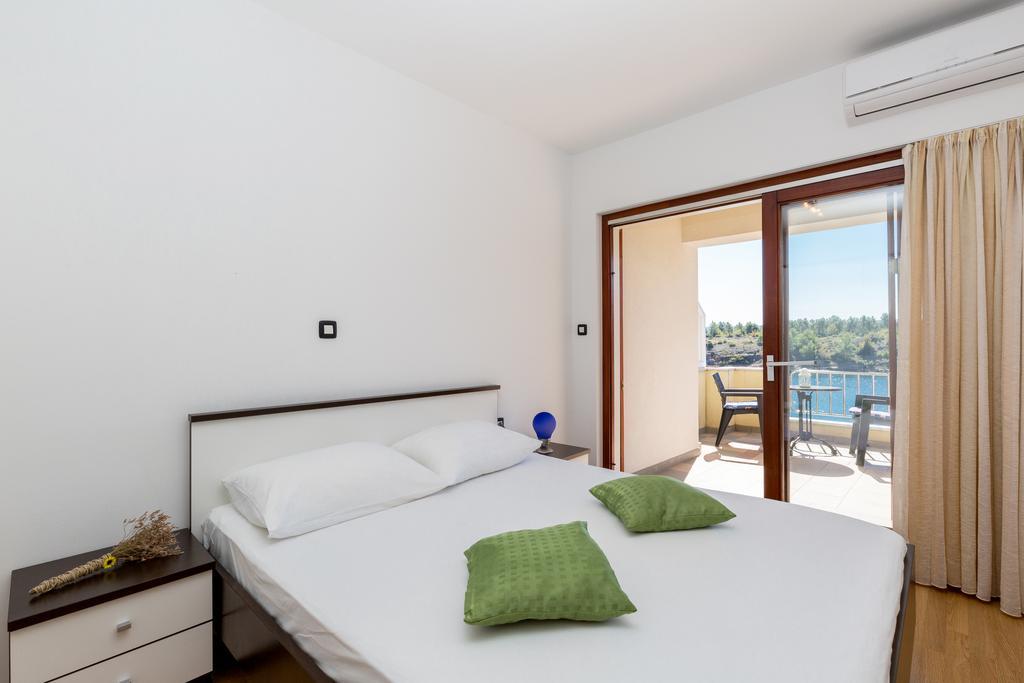 Apartments Duje Ribnica Obrovac Eksteriør billede